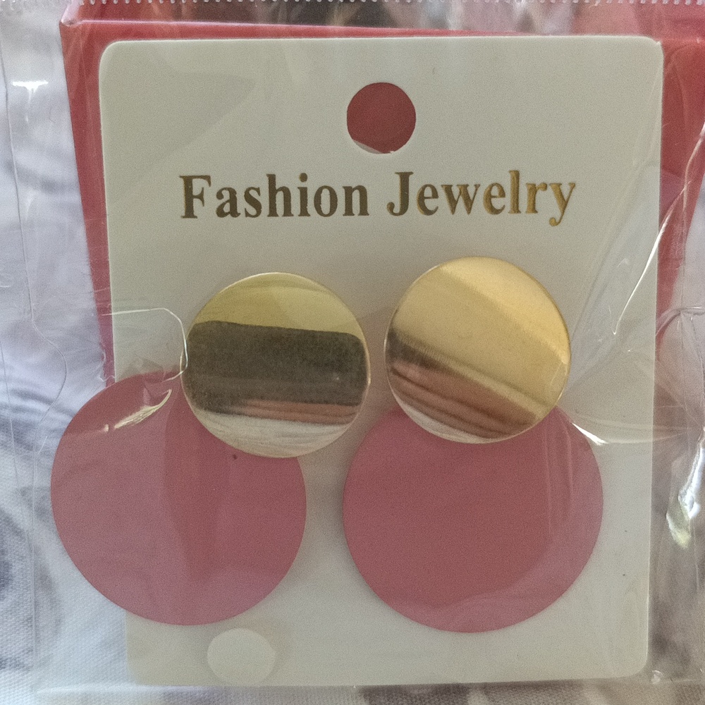 8 Earrings with cool designs, few with imperfections - Take them all for $14
